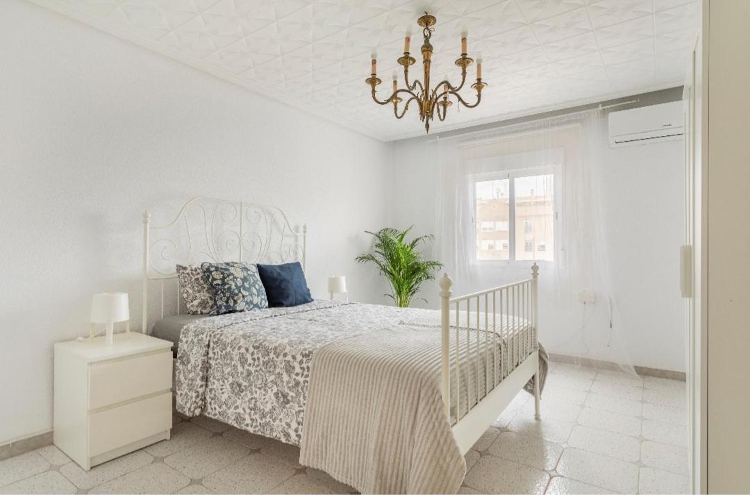 Holiday&Vacations Apartment On The Beach Valencia Exteriör bild